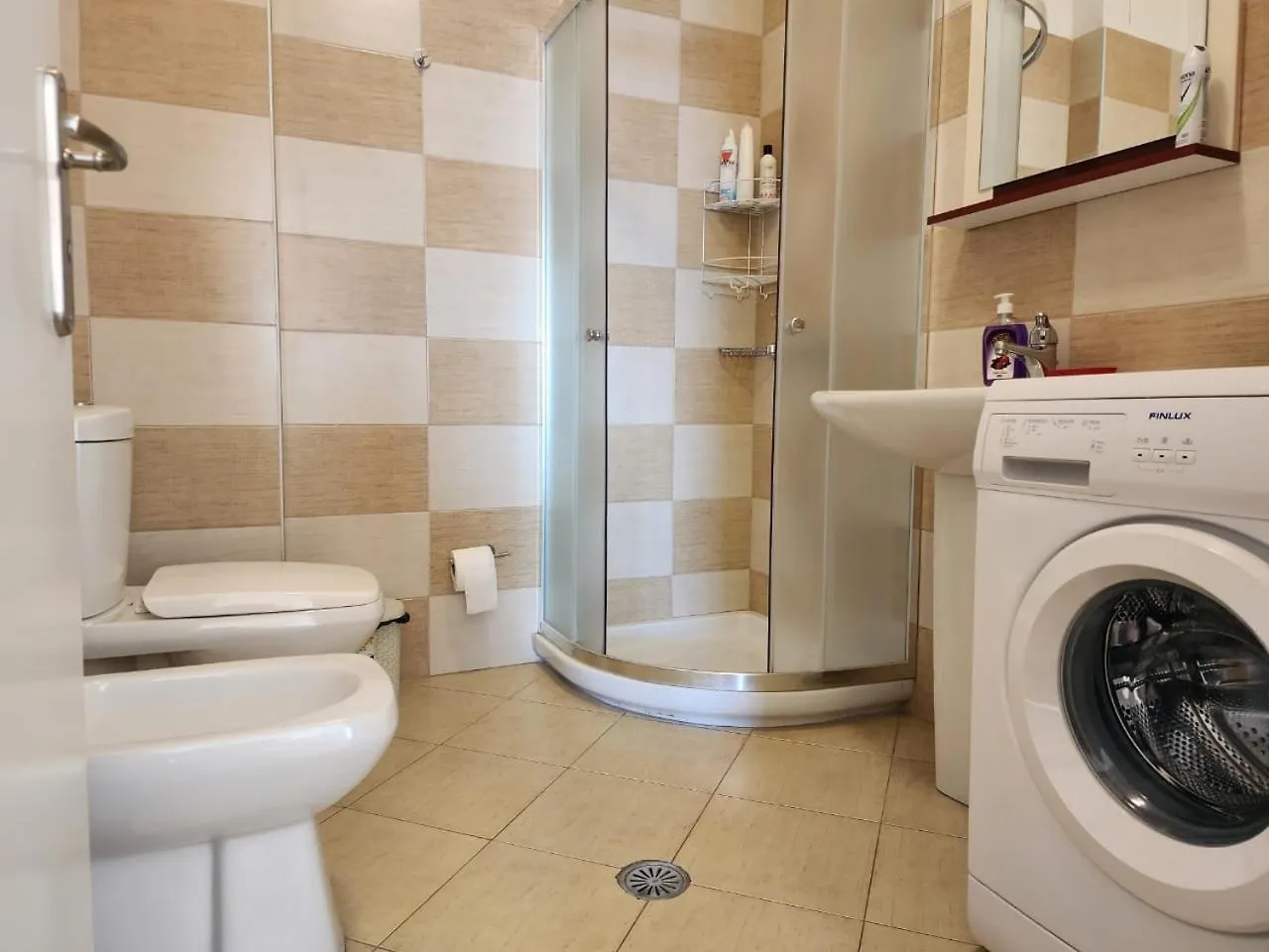 Sun & Sea View Apartment Sarande 0*,  Albania